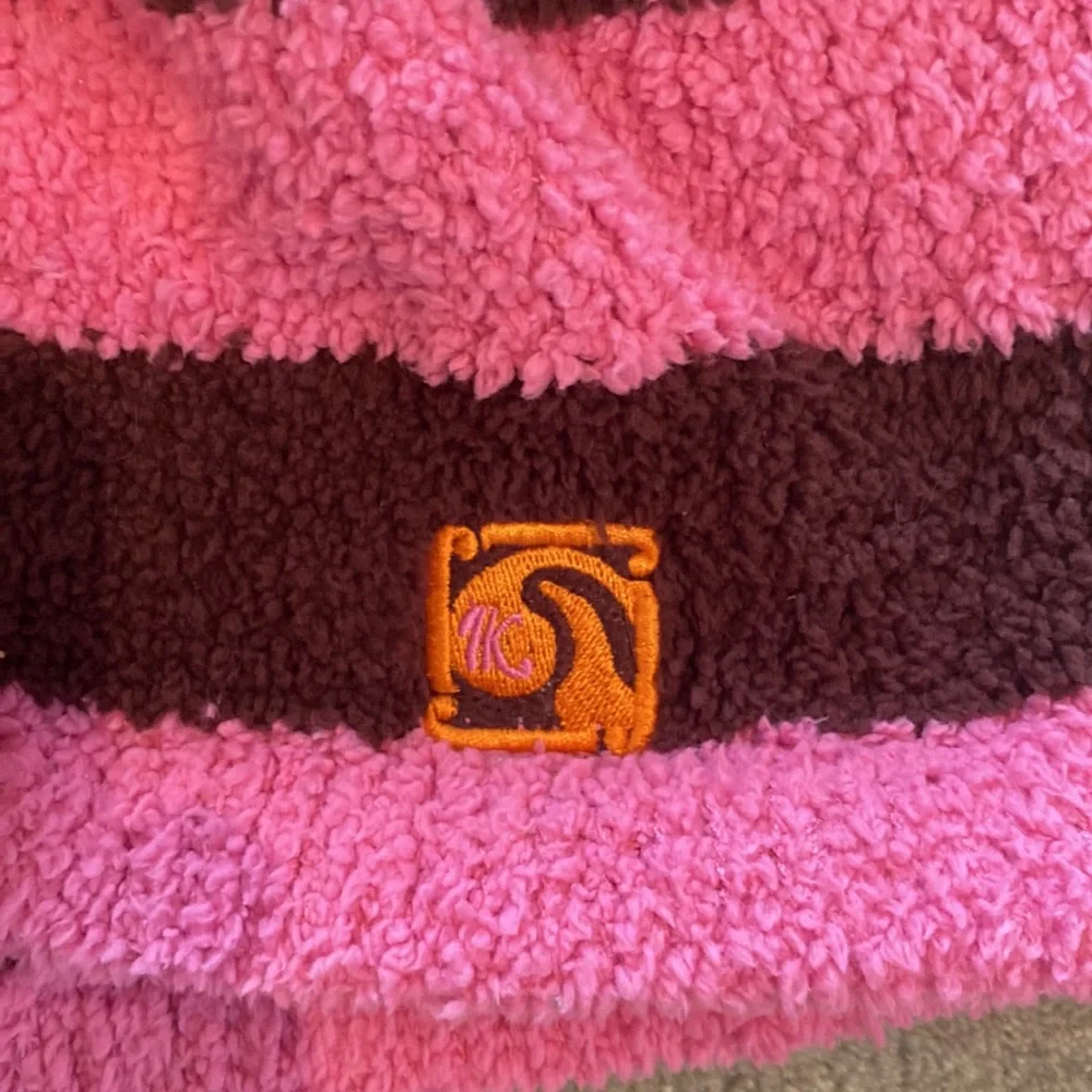 Kashwere girls robe. Size 4/6. NWOT - Picture 4 of 7